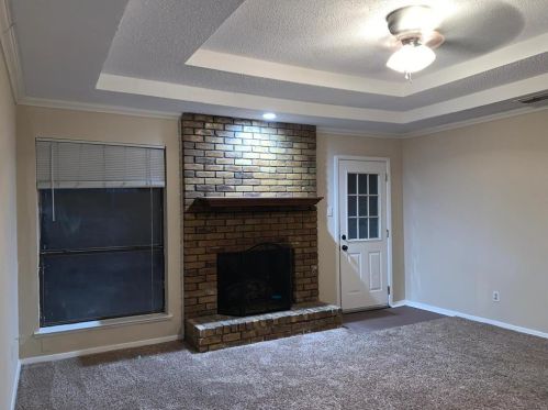 207 Liberty Dr, St Paul, TX 75098-3703