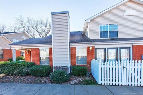 2404 Westgate Cir, Williamsburg, VA