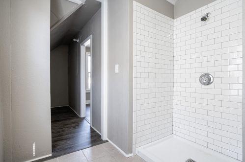 1270 43rd St, Milwaukee WI  53208-2721 exterior