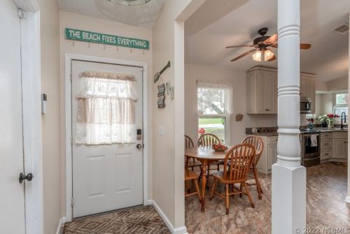 2033 Brewster Dr, Deltona FL  32738-9597 exterior