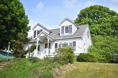 1115 Upper Pennsylvania Ave, Bangor, PA 18013-1616