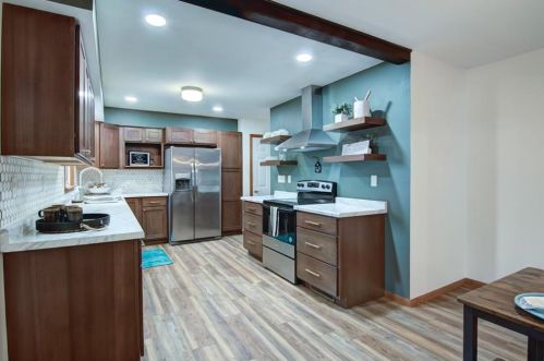 5388 Shore Dr, Eau Claire WI  54703-2073 exterior