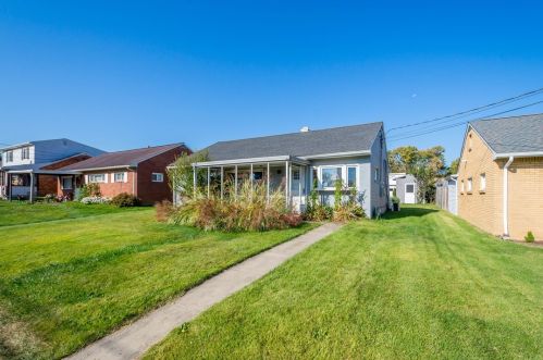 136 Eisner Ave, Bridgeville, PA 15017-1924