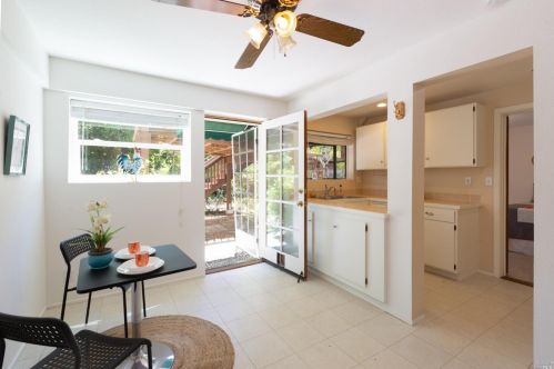 7331 Bodega Ave, Sebastopol CA  95472-3654 exterior