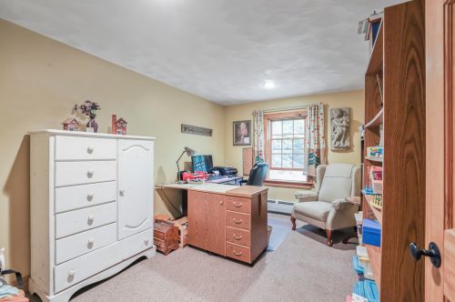 91 Hamwoods Rd, Alton NH  03809-5038 exterior