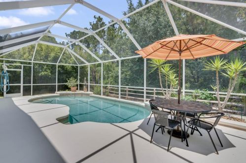 917 Maple Creek Dr, Orlando, FL 32828-8279