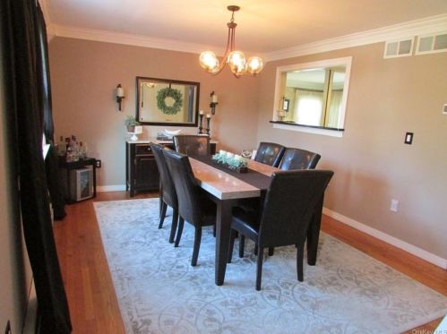 2 Secor Ln, Cornwall, NY 12518-1346