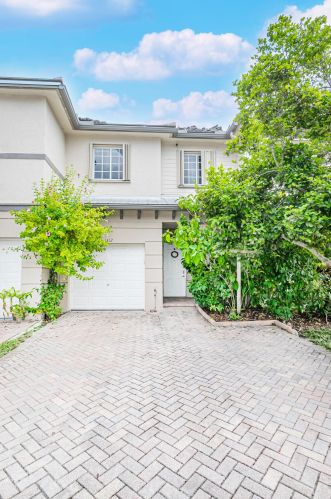 1312 Lucaya Dr, West Palm Beach, FL 33404-6451