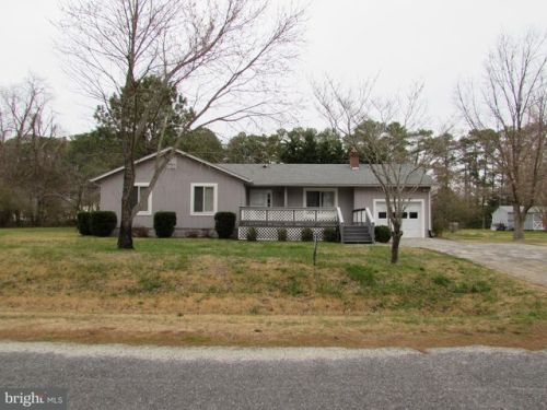 411 Glebe Rd, Montross VA  22520-4133 exterior