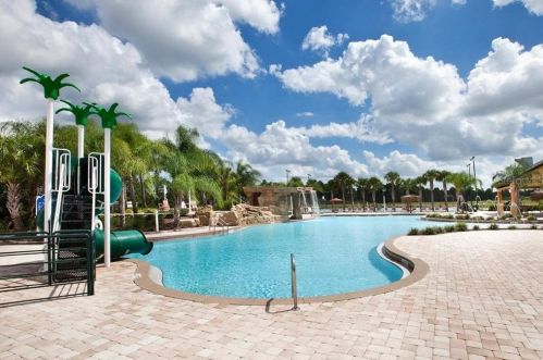 8962 California Palm Rd, Kissimmee FL 34747-1574 exterior