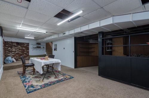 135 Brookside Dr, North Kingstown RI  02852-2005 exterior