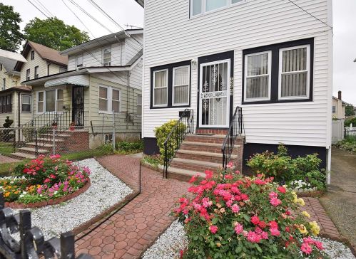 134-43 175th St, Jamaica, NY 11434-5722