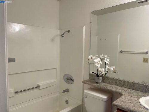 210 Reflections Dr, San Ramon CA  94583-4760 exterior