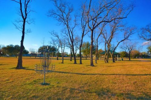 1305 Wisdom Dr, Deer Park TX  77536-5996 exterior