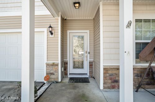 1 Tugaloo Dr, Beaufort SC  29906-6036 exterior