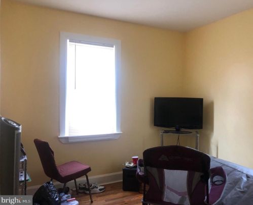 216 Hazelhurst Ave, Trenton, NJ 08638-3514