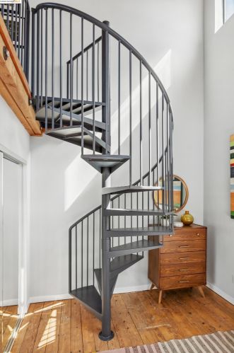 1003 47 St, Oakland CA 94608-3316 exterior