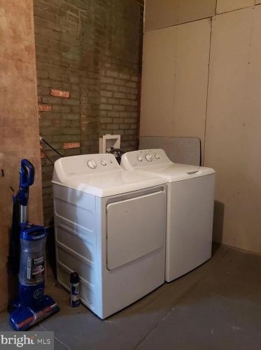 1366 Columbia Ave, Philadelphia PA  19125-3213 exterior