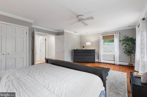 213 Constitution Dr, Princeton NJ  08540-6711 exterior