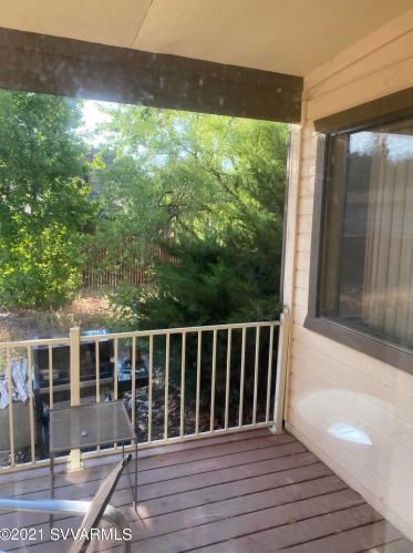 380 Montazona Trl, Sedona AZ 86351-7519 exterior