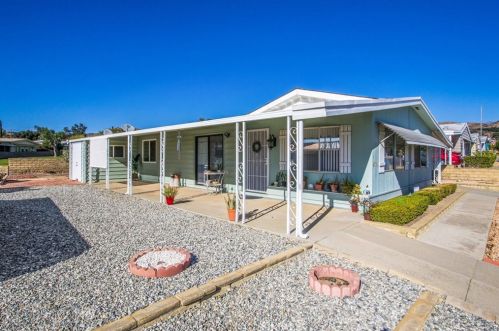 40774 Laredo Trl, Beaumont CA  92223-5486 exterior