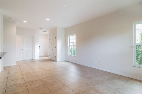 961 Aussi Ct, Tarpon Springs FL  34689 exterior