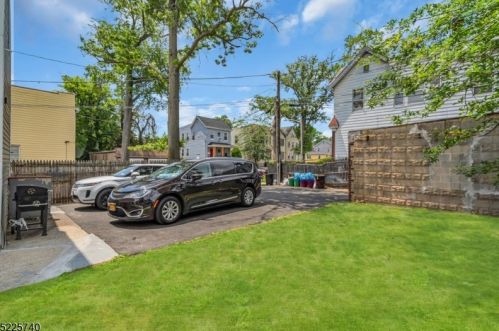 287 Sanford St, East Orange NJ  07018-1018 exterior