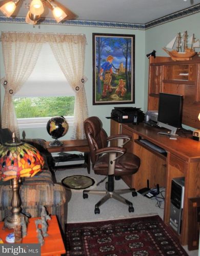 8201 Frst Hl Dr, Melrose Park PA  19027-1520 exterior