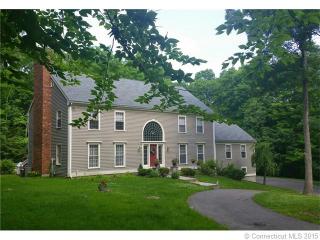 240 Scuppo Rd, Woodbury, CT 06798-3822