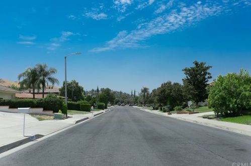 25559 Nicks Ave, Loma Linda CA  92354-3712 exterior