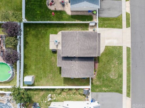 14 Twain Ave, Old Bridge NJ  08857-2109 exterior