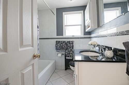 411 Plainfield Ave, Rahway NJ  07065-2424 exterior