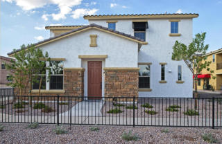 17698 Mandalay Ln, Sun City, AZ 85388-7935