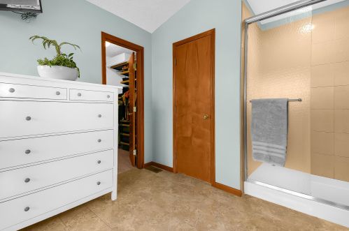 2815 Wynridge Dr, Darbydale OH  43123-8709 exterior