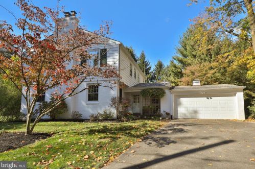 505 Mermaid Ln, Philadelphia, PA 19118-4205
