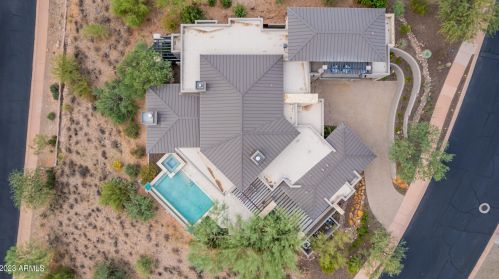 9710 Palisades Blvd, Scottsdale AZ 85268-2755 exterior