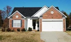 11136 Fox Cove Dr, Charlotte, NC 28273-8818