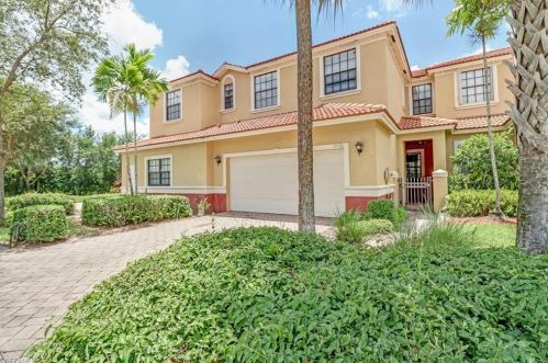 15126 Summit Place Cir, Naples, FL 34119-4107
