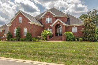 2010 Baskinbrook Ct, Murfreesboro TN  37130-1857 exterior
