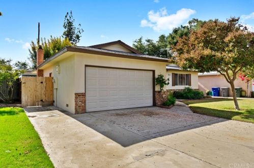 692 Gettysburg Ave, Clovis, CA 93612-4601