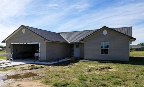 108 Jack Rabbit Dr, Shawnee, OK 74804-1008