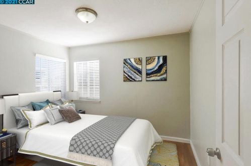 2704 Crescent Dr, Concord CA 94520-1919 exterior