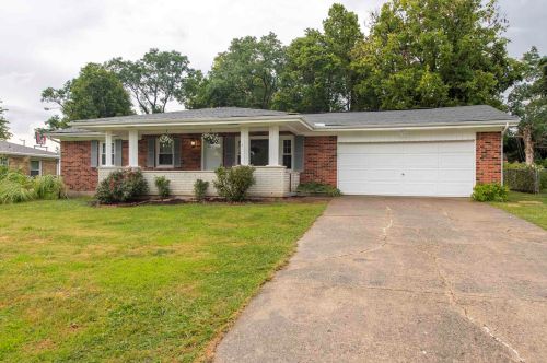 9 Lacresta Dr, Florence, KY 41042-9635