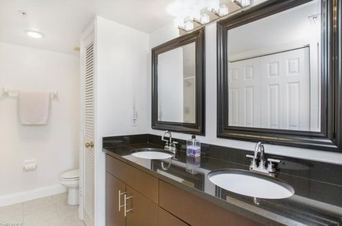 9610 Victoria Ln, Naples FL  34109-8612 exterior