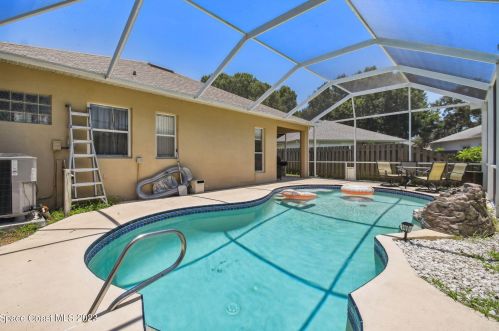 4848 Erin Ln, Melbourne FL  32940-7154 exterior