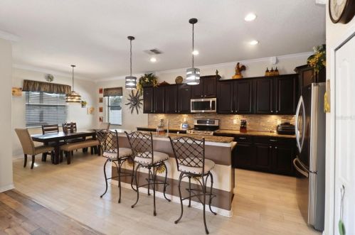 2629 Yukon Cliff Dr, Ruskin, FL 33570-6348