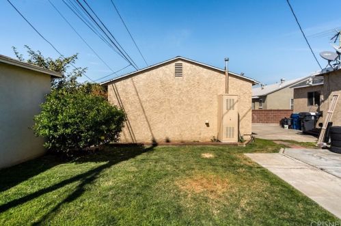 4507 Levelside Ave, Lakewood CA  90712-3651 exterior