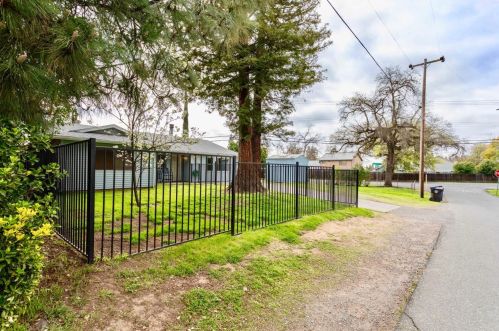 7200 Leonard Ave, Citrus Heights, CA 95610-2911