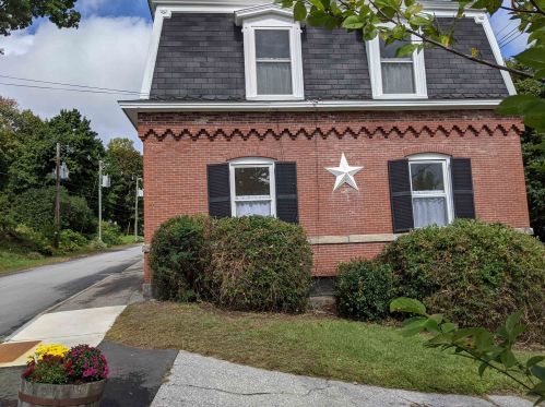 1 Temple St, Mason, NH 03048