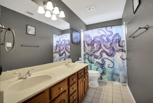 6111 Arlington Dr, Frisco TX 75035-2835 exterior